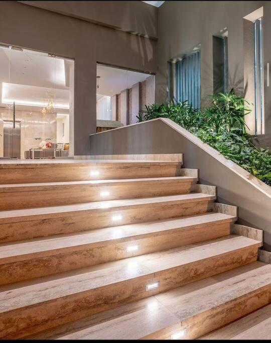 Dom. Rep. Exclusive 2 Bed Apt. Evaristo Morales سانتو دومينجو المظهر الخارجي الصورة