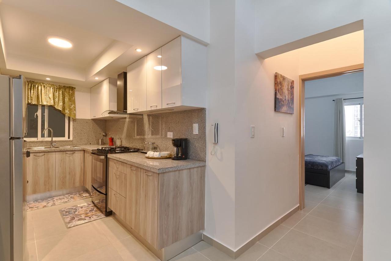 Dom. Rep. Exclusive 2 Bed Apt. Evaristo Morales سانتو دومينجو المظهر الخارجي الصورة