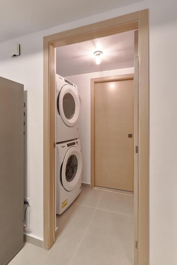 Dom. Rep. Exclusive 2 Bed Apt. Evaristo Morales سانتو دومينجو المظهر الخارجي الصورة